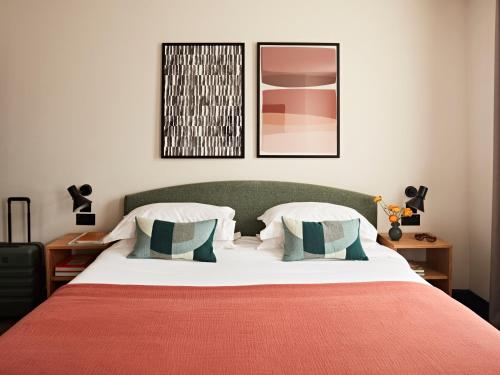 Habitación mediana del hotel Numa London Bloomsbury. Foto 6