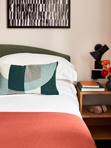 Habitación pequeña del hotel Numa London Bloomsbury. Foto 3