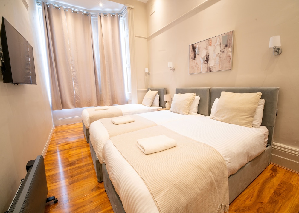 Habitación triple del hotel Rushmore