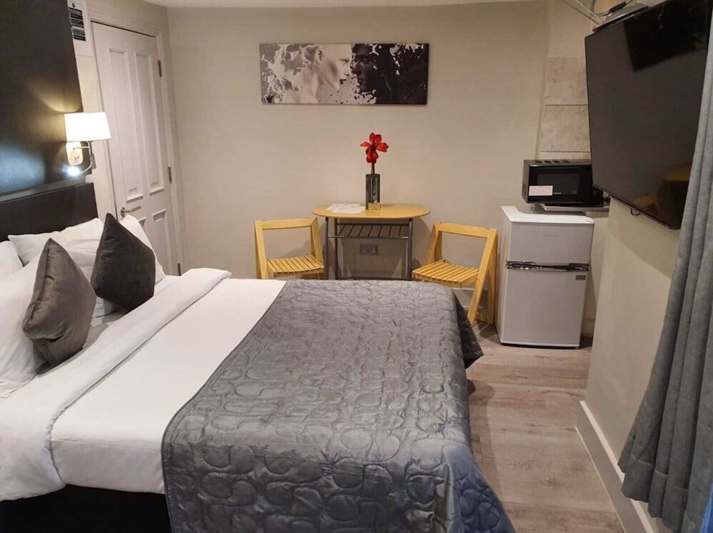 Habitación triple del hotel W6 Hammersmith. Foto 1