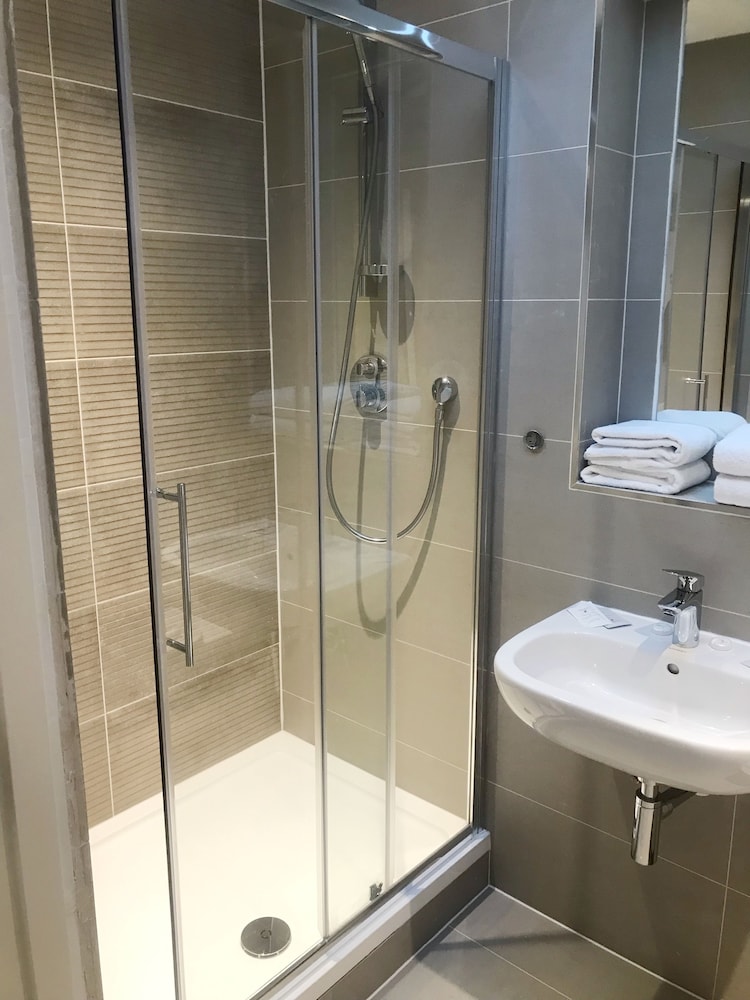 Habitación triple del hotel W6 Hammersmith. Foto 12