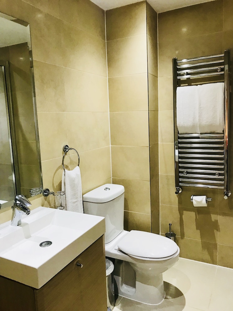 Habitación triple del hotel W6 Hammersmith. Foto 13