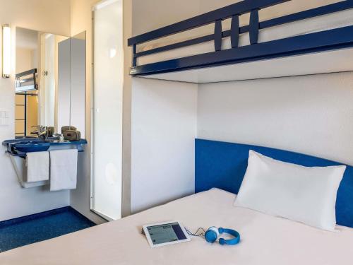 Habitación Doble Estándar del hotel Ibis budget Hannover Hbf. Foto 3