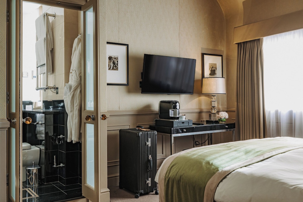 Suite Deluxe del hotel St. James and Club Mayfair. Foto 9
