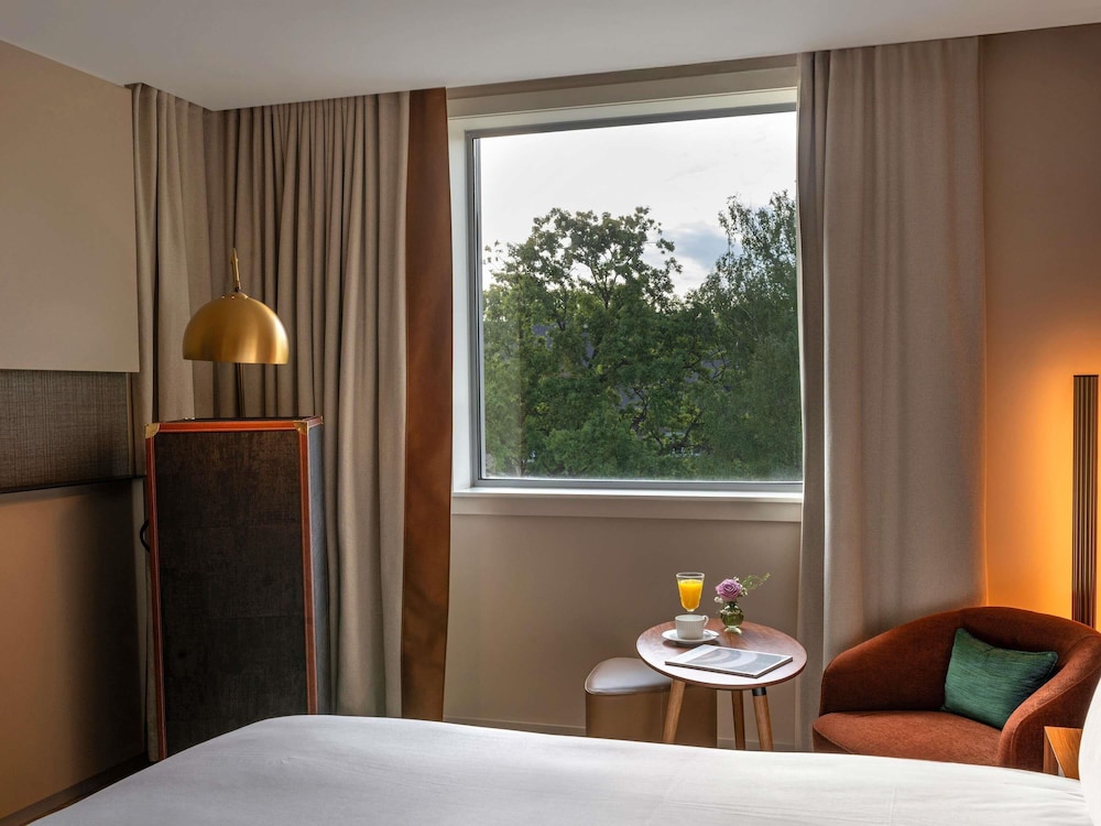 Habitación Classic con 2 camas individuales del hotel Sofitel Luxembourg Le Grand Ducal. Foto 1