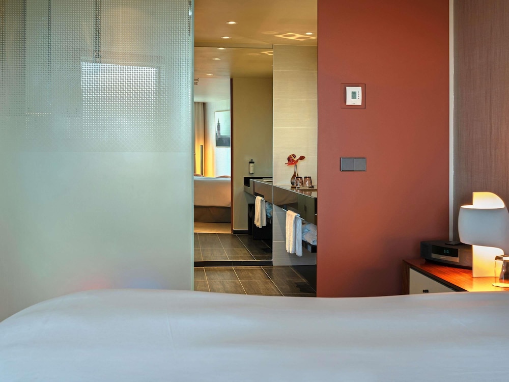 Habitación Classic con 2 camas individuales del hotel Sofitel Luxembourg Le Grand Ducal. Foto 11