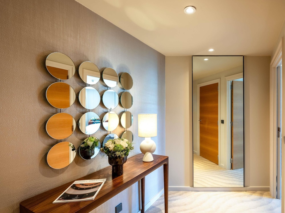 SUITE JUNIOR con 1 cama king size del hotel Sofitel Luxembourg Le Grand Ducal. Foto 6