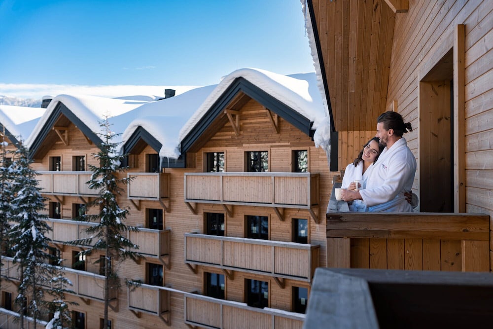 Suite del hotel Swissôtel Resort Kolasin. Foto 7