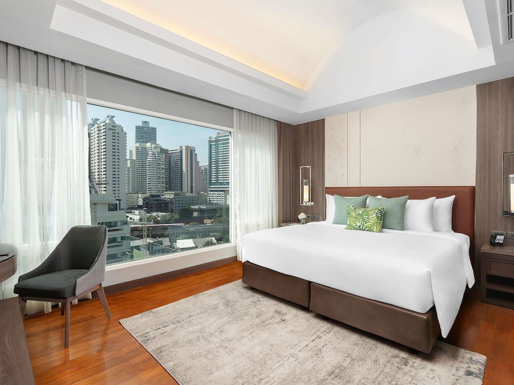 Suite Deluxe, 1 Cama King del hotel Novotel Living Bangkok Sukhumvit Legacy. Foto 3