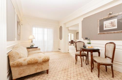 Suite Presidencial del hotel Oh Nice Ulises Ceuta. Foto 1