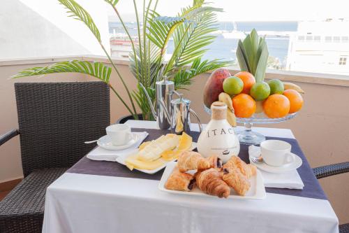 Suite Presidencial del hotel Oh Nice Ulises Ceuta. Foto 8