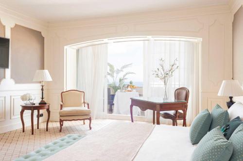 Suite Presidencial del hotel Oh Nice Ulises Ceuta. Foto 13