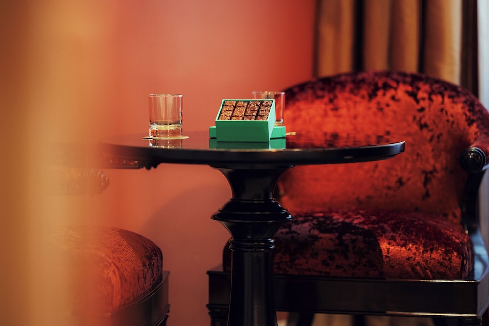 Habitación Deluxe doble del hotel Odeon Saint Germain. Foto 2