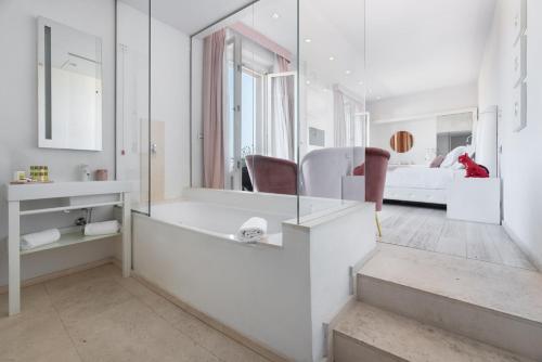 Suite Junior con terraza del hotel Eurostars Florence Boutique. Foto 5