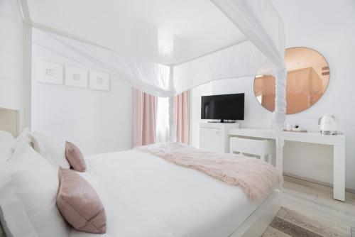 Habitación Doble Exclusiva con balcón del hotel Eurostars Florence Boutique. Foto 1