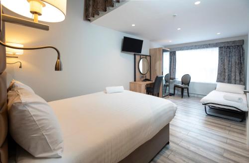 Estudio con 2 camas extragrandes - No fumadores del hotel Best Western Chiswick Palace and Suites. Foto 12