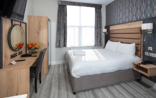 Estudio con 2 camas extragrandes - No fumadores del hotel Best Western Chiswick Palace and Suites. Foto 15
