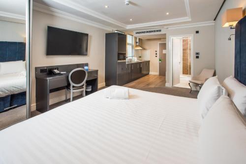 Estudio con cama extragrande del hotel Best Western Chiswick Palace and Suites. Foto 3
