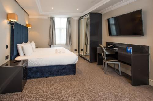 Estudio con cama extragrande del hotel Best Western Chiswick Palace and Suites. Foto 7