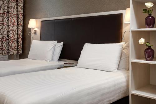 Habitación Doble Estándar - 2 camas del hotel Best Western Chiswick Palace and Suites. Foto 4