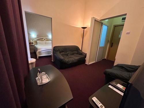 Suite Junior del hotel ibis Styles Dunarea Galati. Foto 4