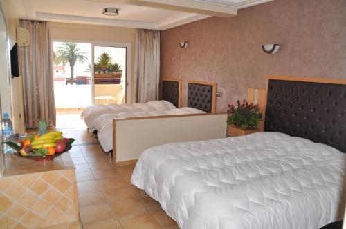 Habitación Cuádruple del hotel Club Al Moggar. Foto 2