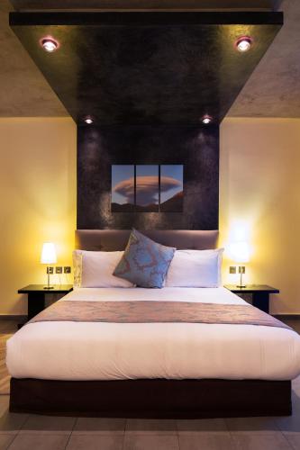 Habitación Doble Privilege del hotel Dellarosa Boutique and Spa. Foto 3