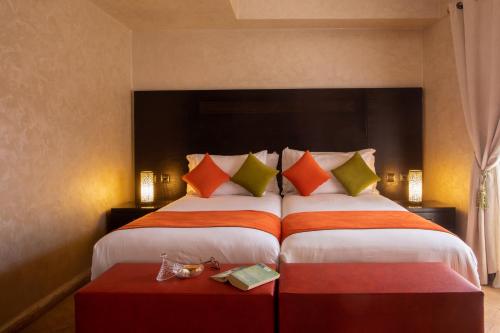 Habitación Cuádruple de Lujo del hotel Dellarosa Boutique and Spa. Foto 6