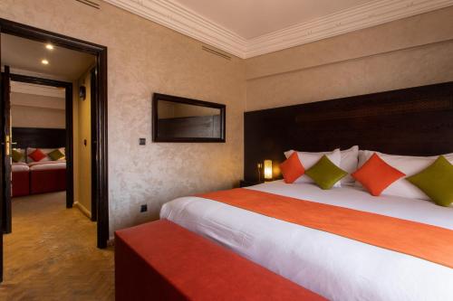 Habitación Cuádruple de Lujo del hotel Dellarosa Boutique and Spa. Foto 13
