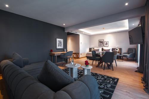 Suite Dominium del hotel Dominium Palace. Foto 3