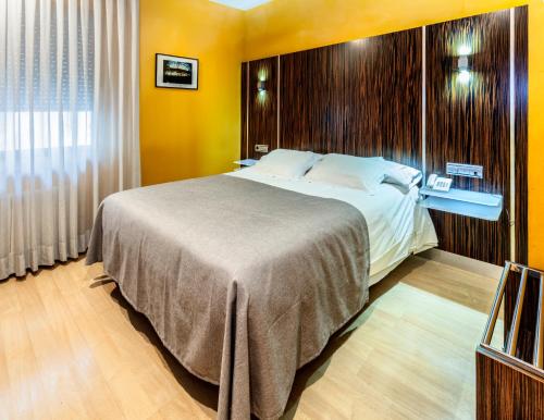 Habitación Doble del hotel Gran Via. Foto 4