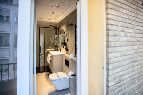 Estudio con 1 cama grande del hotel Gran Via. Foto 10