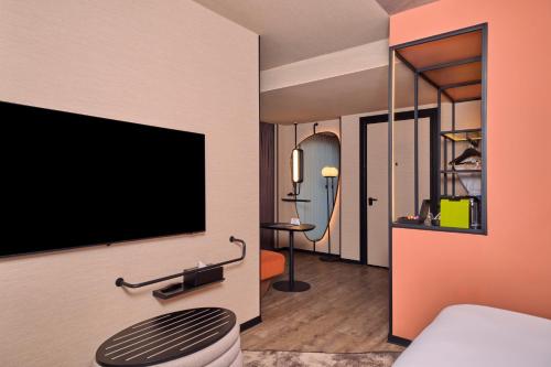 Habitación superior con 2 camas individuales del hotel Novotel Istanbul Bomonti