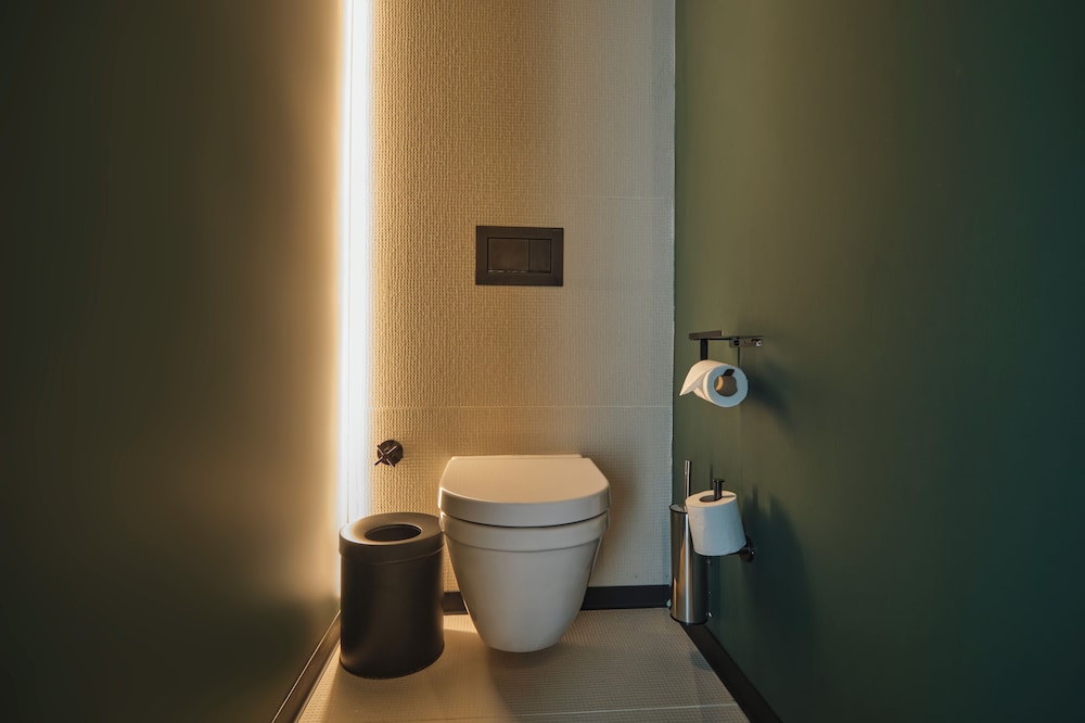 Suite Executive con 1 cama doble del hotel Novotel Istanbul Bomonti. Foto 6