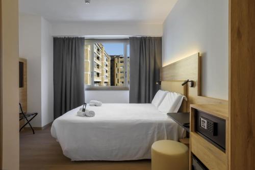 Habitación Doble del hotel B&B HOTEL Catania City Center. Foto 1