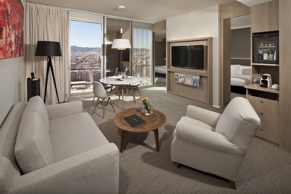 The Level Suite Vista Ciudad del hotel Melia Barcelona Sky