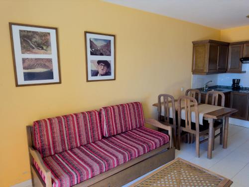 Apartamento de 1 dormitorio del hotel Complejo Las Tres Palmeras. Foto 2