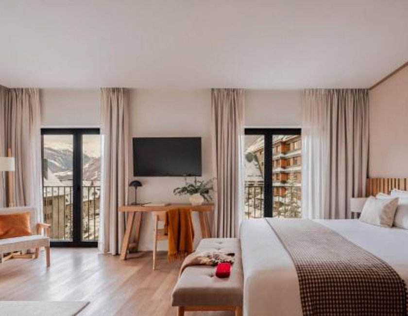 Suite Junior del hotel MIM Baqueira Member of Melia Collection