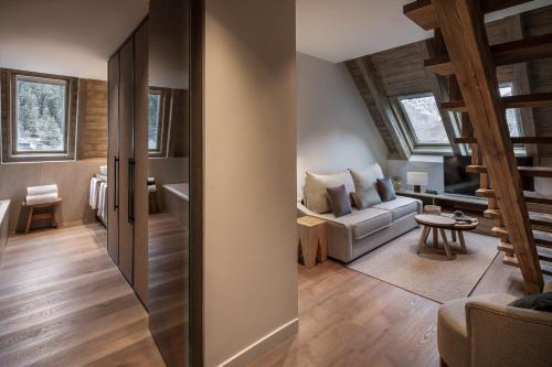 Suite Dúplex de 2 dormitorios del hotel MIM Baqueira Member of Melia Collection