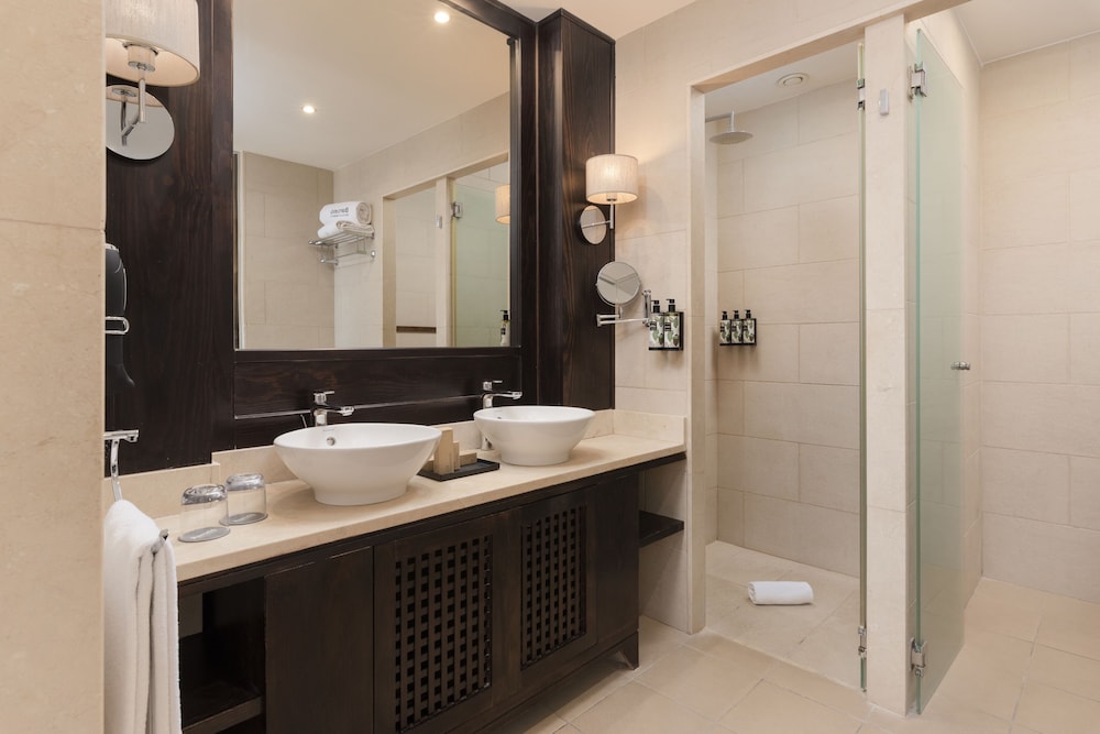 Habitación doble, vistas parciales al mar del hotel Barceló Tenerife. Foto 4