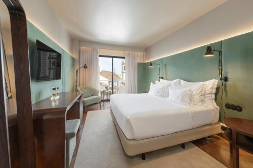 Habitación Doble con vistas a la ciudad - 1 o 2 camas del hotel Grand Açores Atlântico. Foto 1