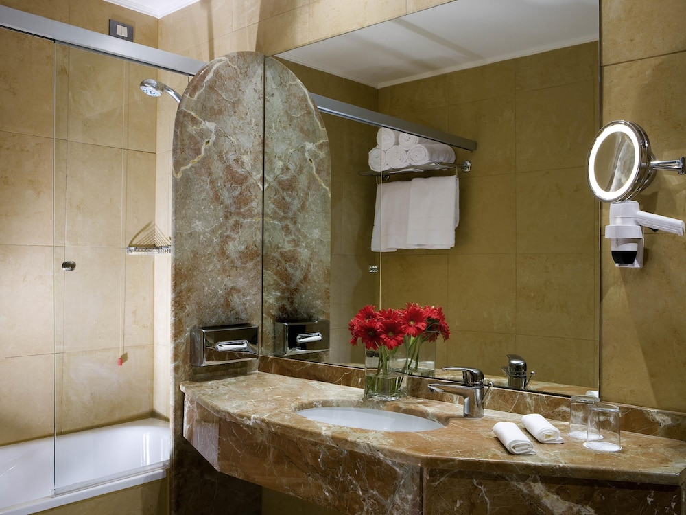 Suite Junior del hotel Mercure Roma Oeste. Foto 4