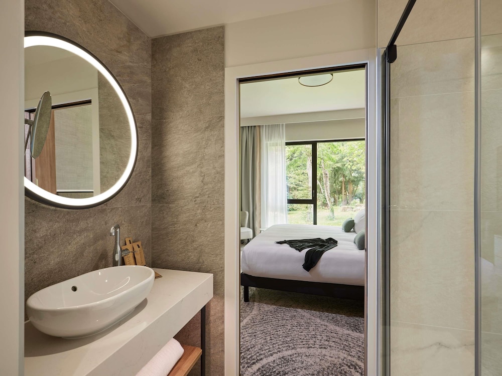 Habitación Classic con 1 cama doble o 2 camas individuales del hotel Domaine du Liziec - Vannes MGallery Collection. Foto 5