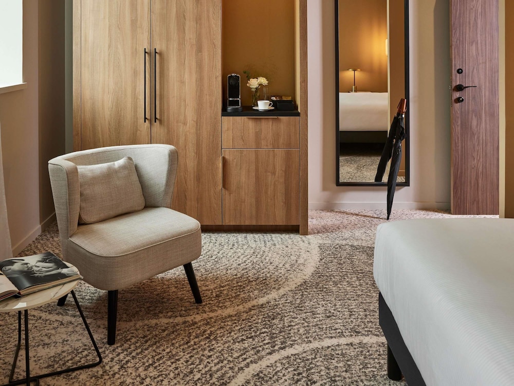 Suite Deluxe con 1 cama grande del hotel Domaine du Liziec - Vannes MGallery Collection. Foto 1
