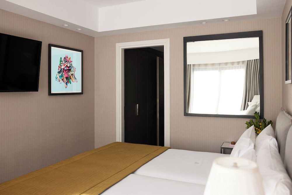 Habitación Triple Clásica del hotel Astor. Foto 2
