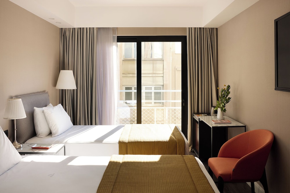 Habitación Triple Clásica del hotel Astor. Foto 4