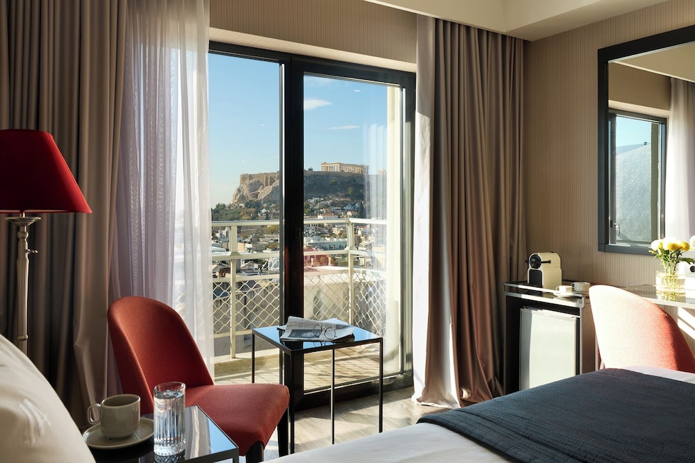 HABITACIÓN DOBLE/LLAMA CON VISTAS AL ACROPOLIS del hotel Astor. Foto 7