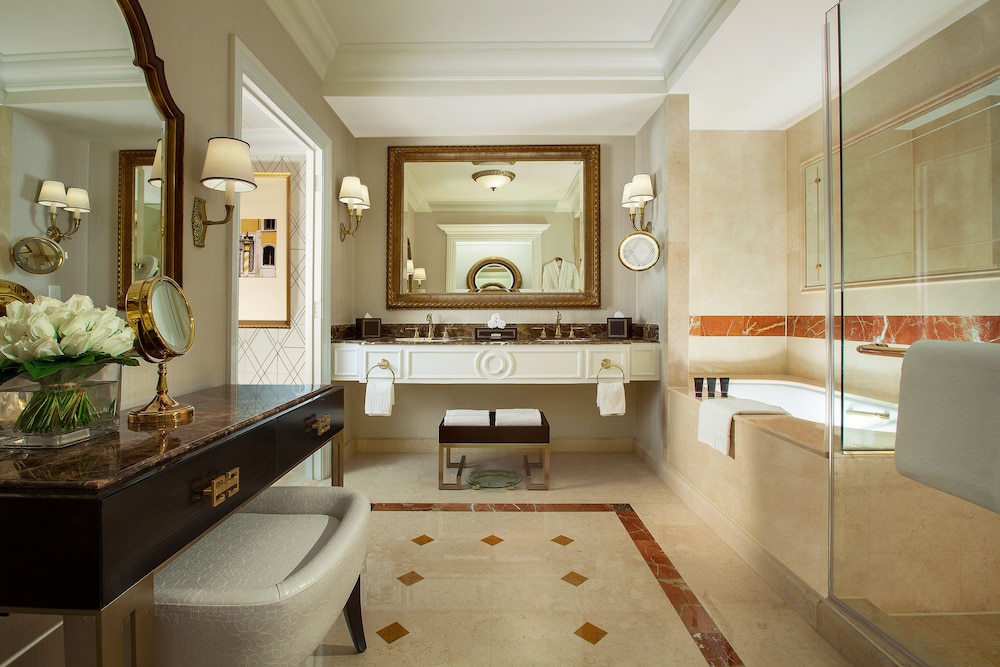 Suite familiar, varias camas del hotel The Venetian Macao. Foto 3