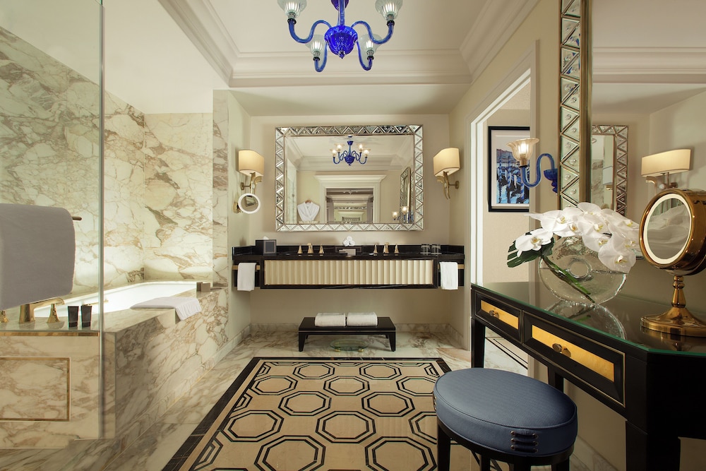 Suite exclusiva, 1 cama de matrimonio grande del hotel The Venetian Macao. Foto 3