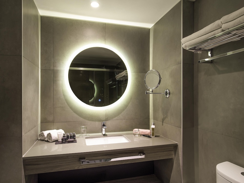 Superior King del hotel Pullman Santiago El Bosque. Foto 8